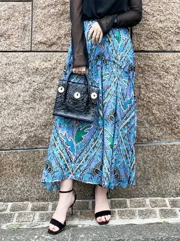 GRACE CONTINENTAL 古川温子 コーディネート画像