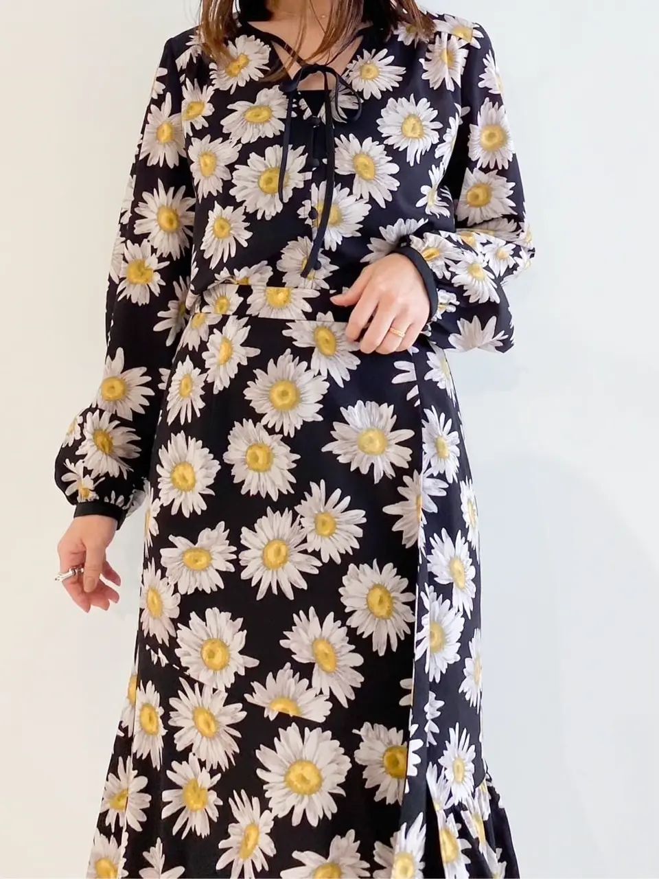 GRACE CONTINENTAL 古川温子 コーディネート画像