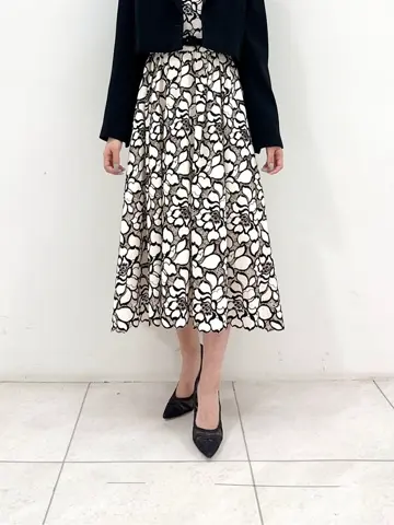 GRACE CONTINENTAL MORITA AI コーディネート画像