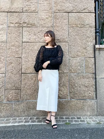 GRACE CONTINENTAL 古川温子 コーディネート画像