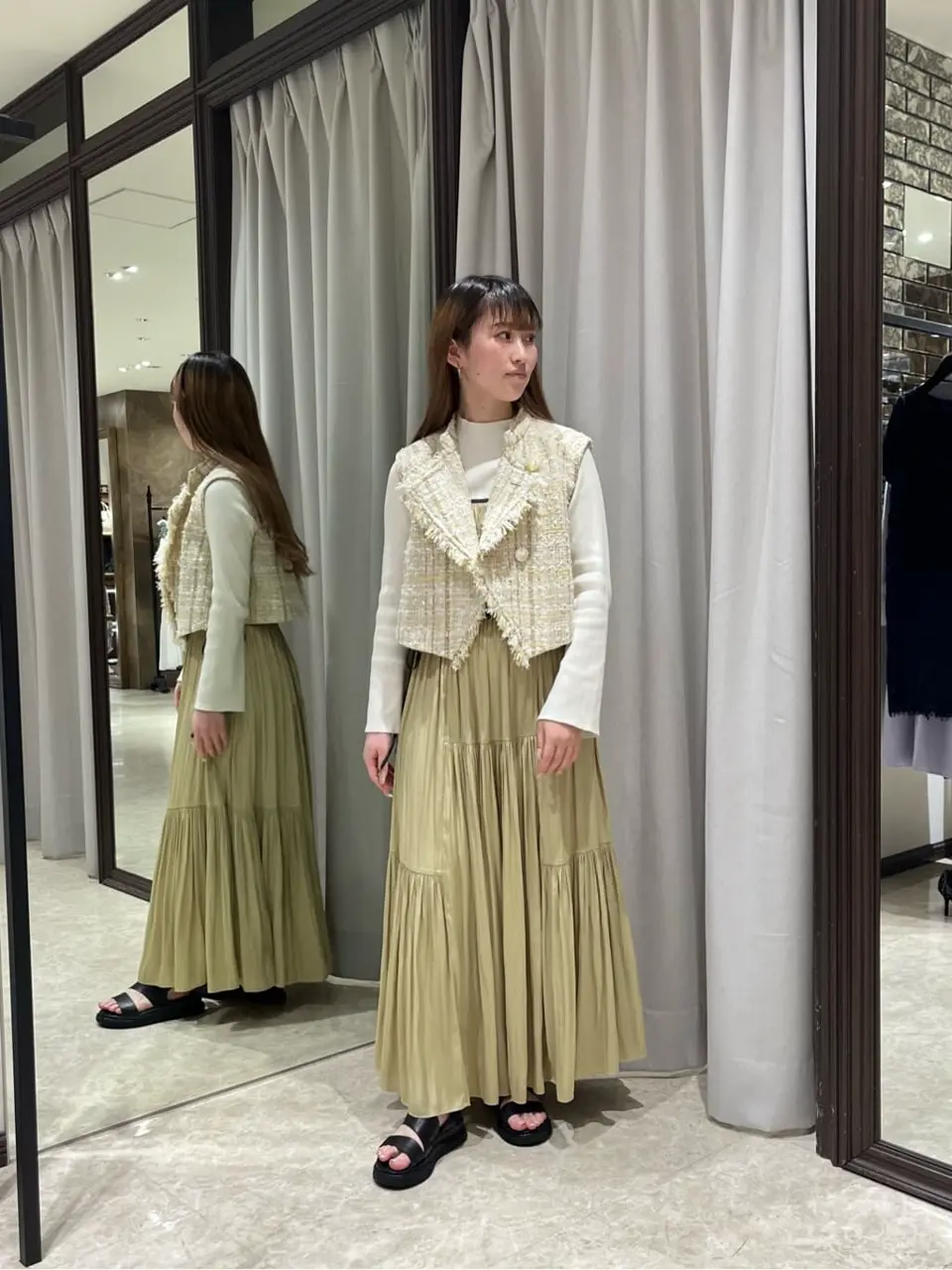 GRACE CONTINENTAL Machi コーディネート画像