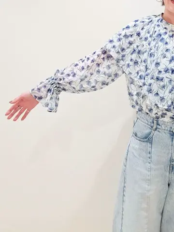 GRACE CONTINENTAL 今野　志保 コーディネート画像