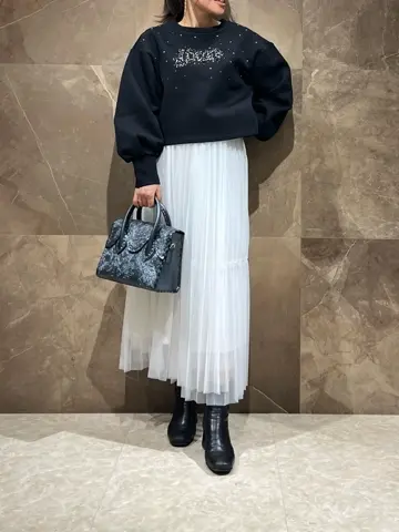 GRACE CONTINENTAL 穐山　香織 コーディネート画像