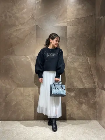 GRACE CONTINENTAL 穐山　香織 コーディネート画像