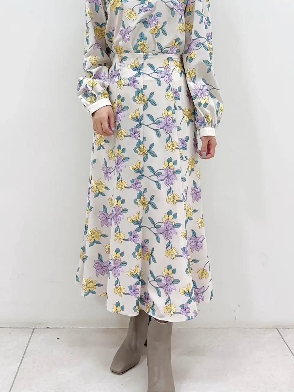 GRACE CONTINENTAL MORITA AI コーディネート画像