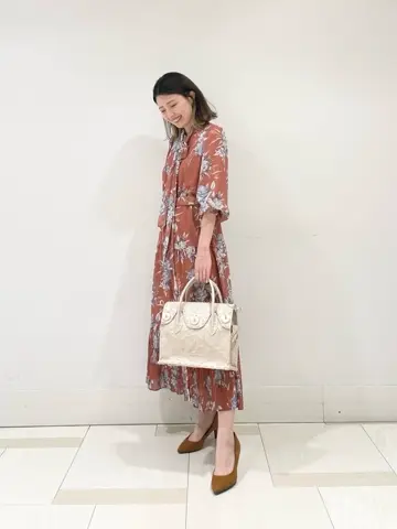 GRACE CONTINENTAL minami コーディネート画像