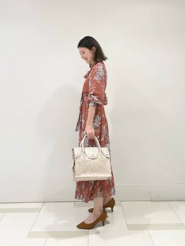 GRACE CONTINENTAL minami コーディネート画像