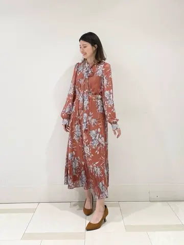 GRACE CONTINENTAL minami コーディネート画像