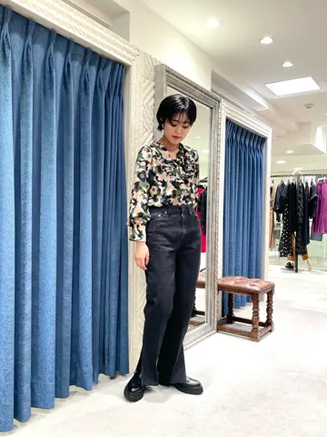 GRACE CONTINENTAL yoshi コーディネート画像