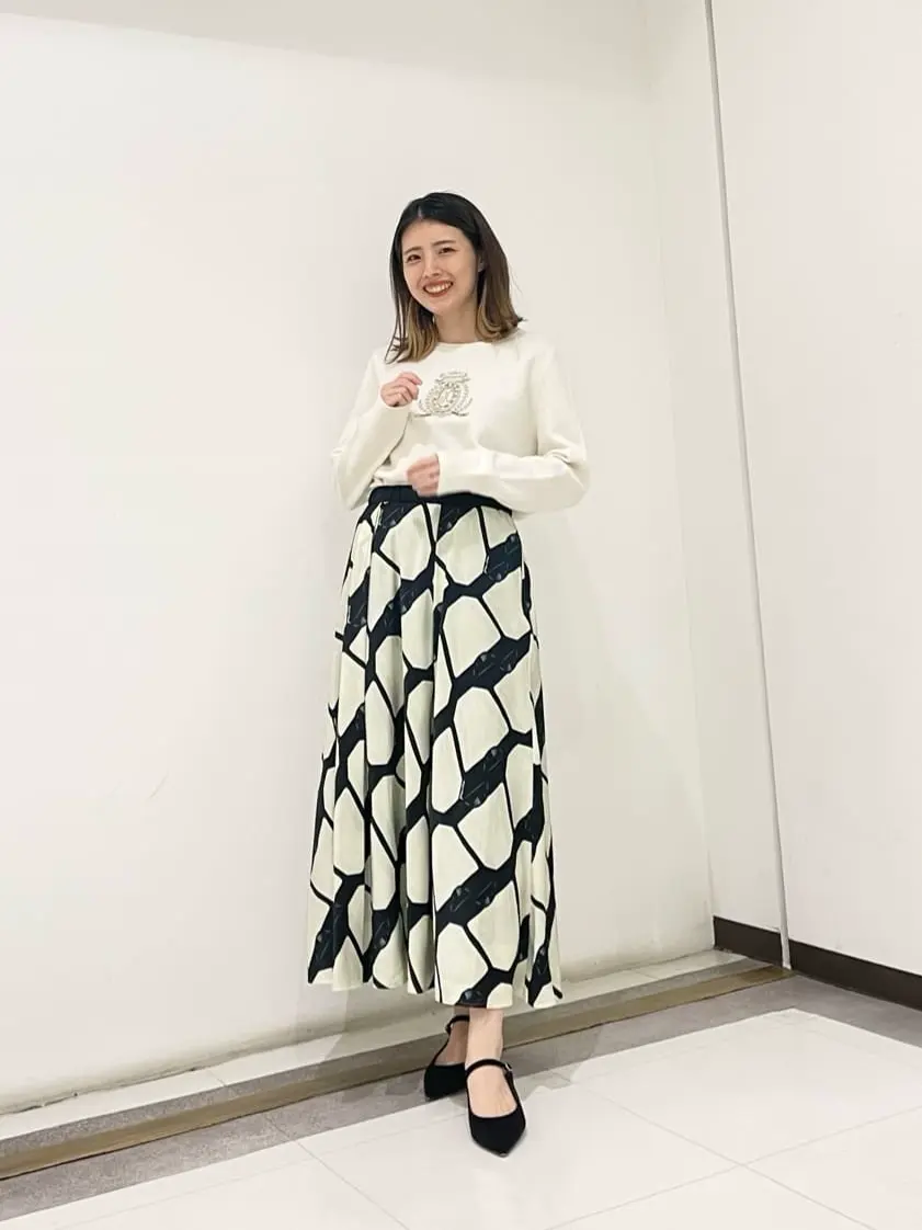 GRACE CONTINENTAL minami コーディネート画像