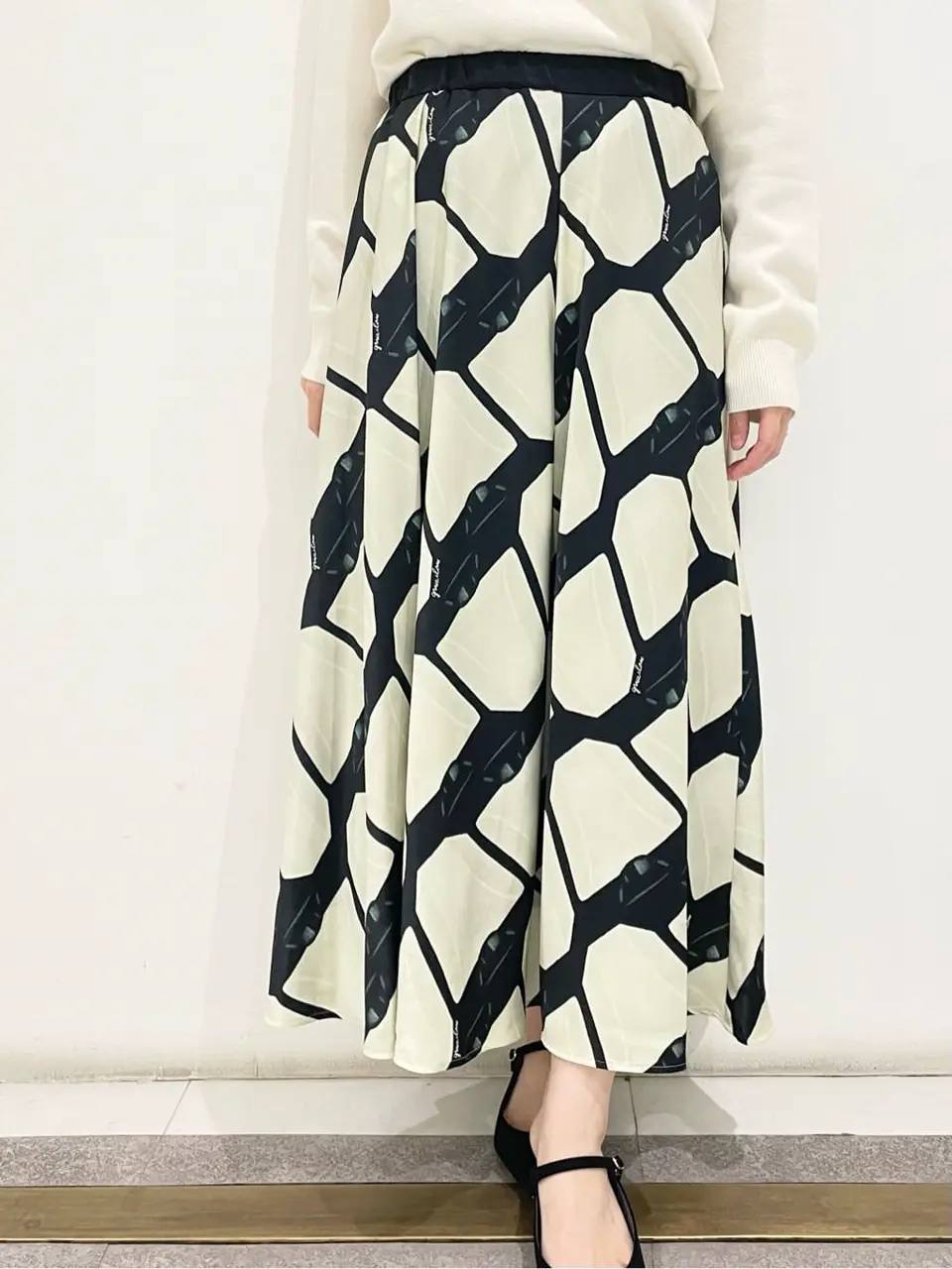 GRACE CONTINENTAL minami コーディネート画像