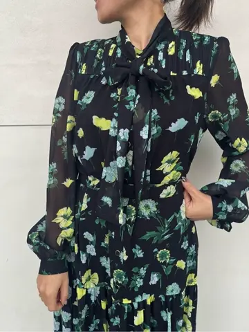 GRACE CONTINENTAL 穐山　香織 コーディネート画像