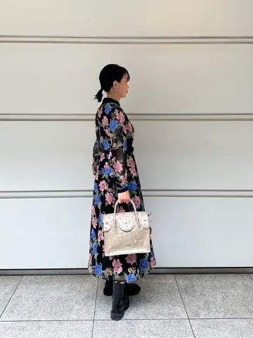 GRACE CONTINENTAL 尾田亜沙美 コーディネート画像