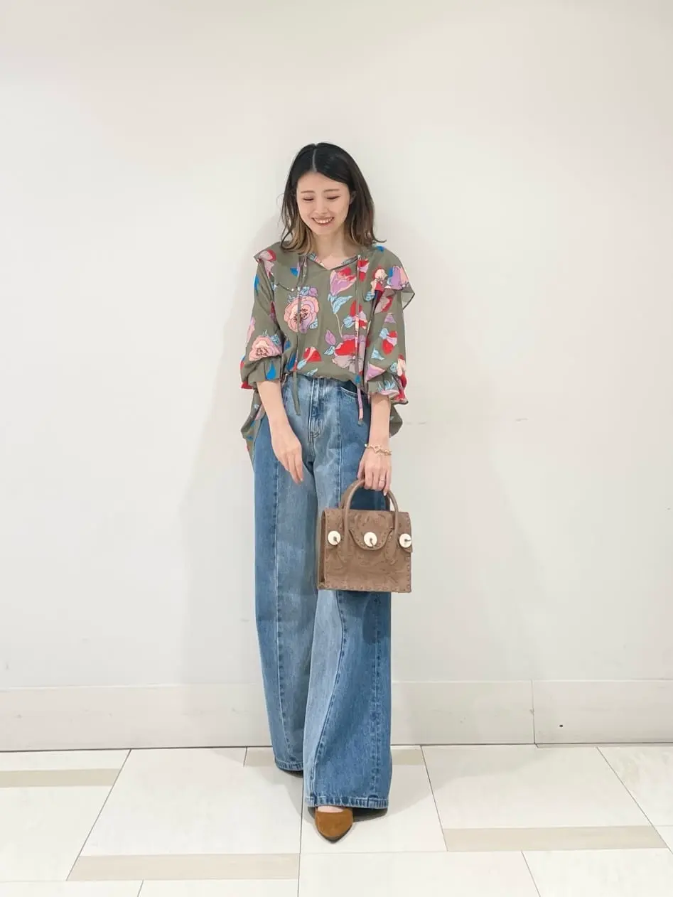 GRACE CONTINENTAL minami コーディネート画像