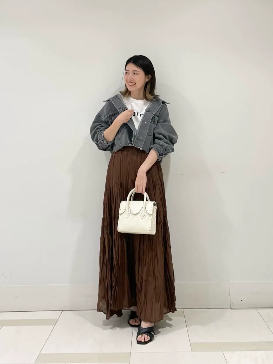 GRACE CONTINENTAL minami コーディネート画像