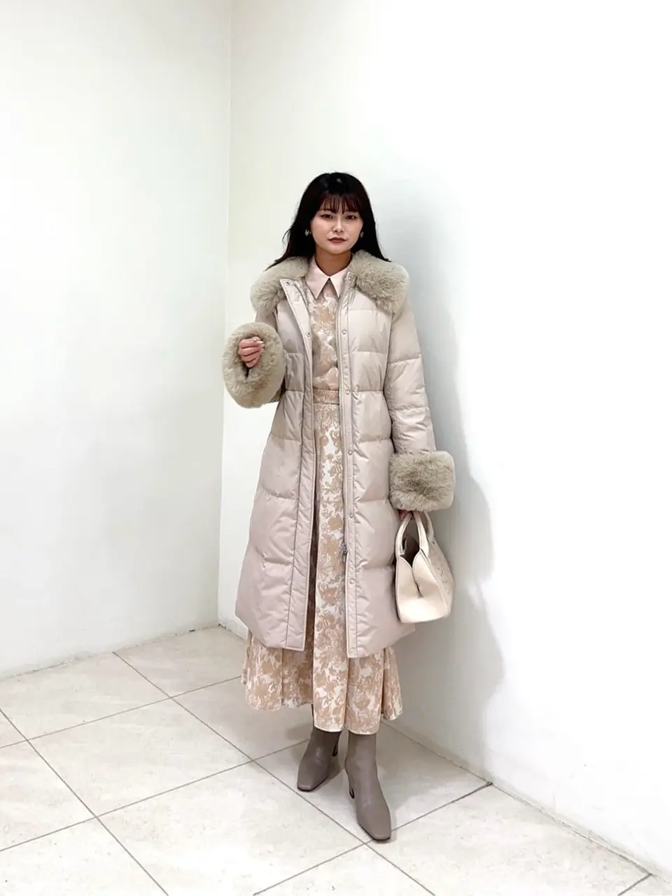 GRACE CONTINENTAL MORITA AI コーディネート画像