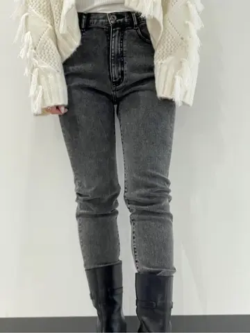 GRACE CONTINENTAL Yuuki NOZAWA コーディネート画像