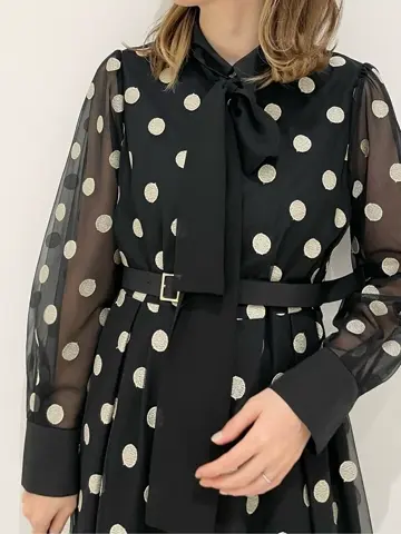 GRACE CONTINENTAL minami コーディネート画像