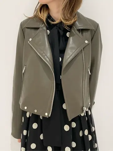 GRACE CONTINENTAL minami コーディネート画像