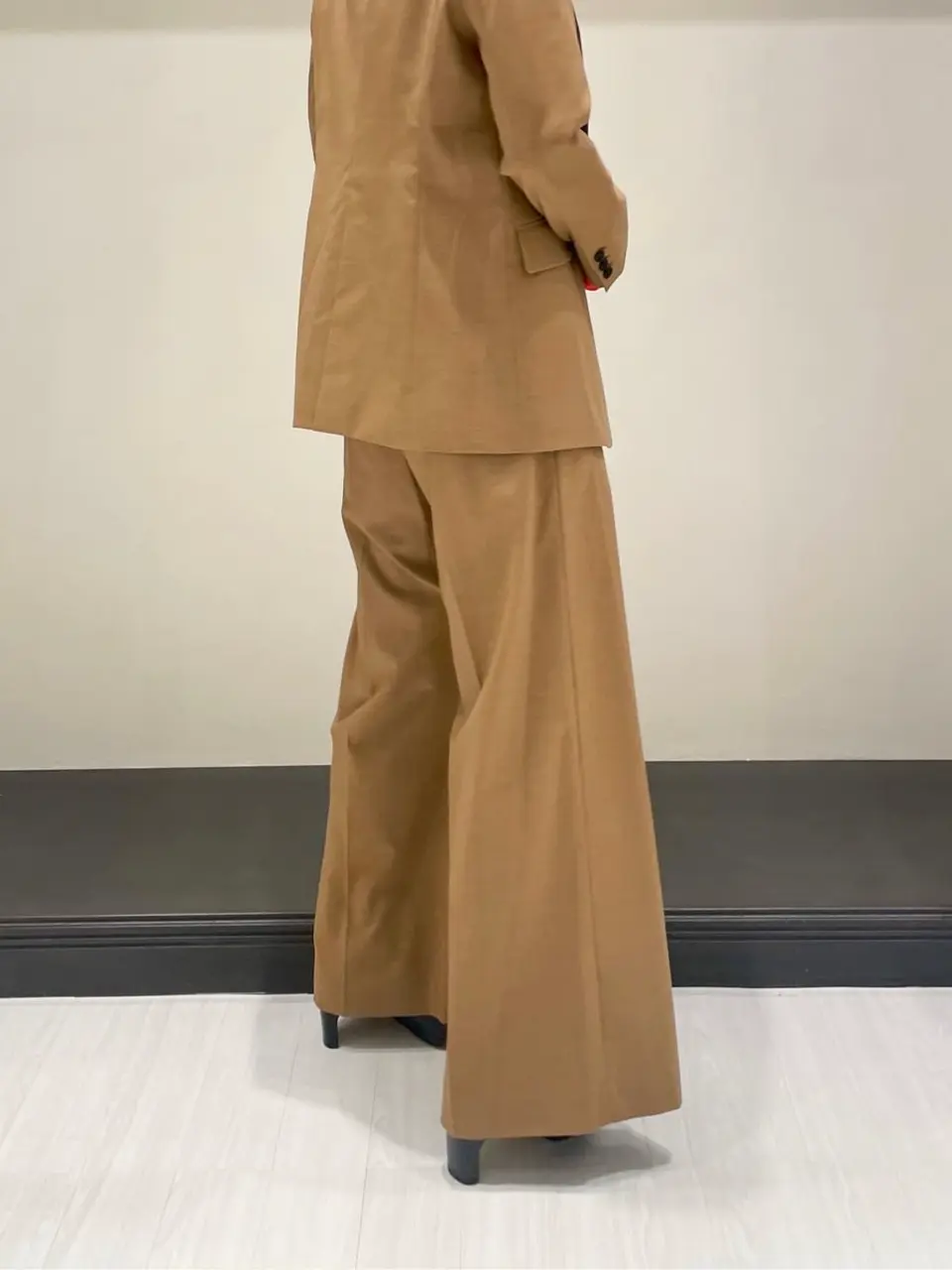 GRACE CONTINENTAL Yuuki NOZAWA コーディネート画像