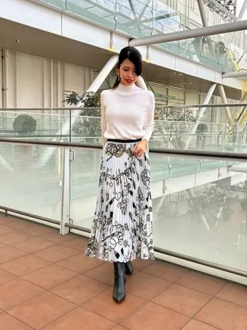 GRACE CONTINENTAL FUKUSHIMA YURIE コーディネート画像