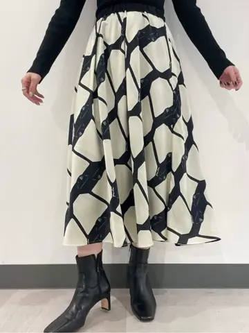 GRACE CONTINENTAL Yuuki NOZAWA コーディネート画像