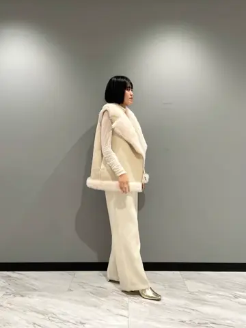 GRACE CONTINENTAL yoshi コーディネート画像