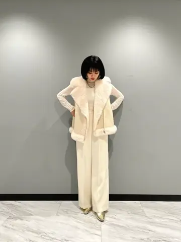 GRACE CONTINENTAL yoshi コーディネート画像