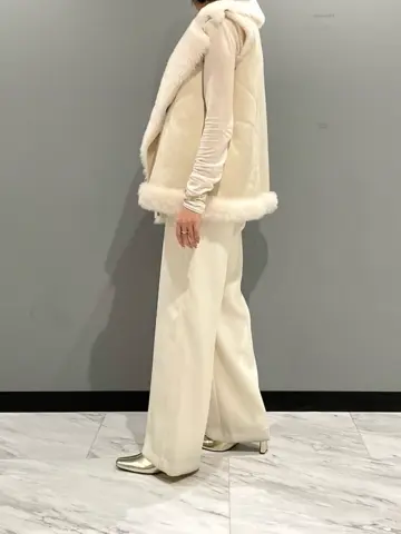 GRACE CONTINENTAL yoshi コーディネート画像