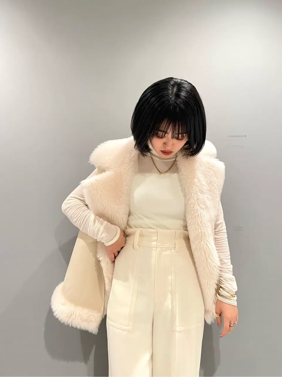 GRACE CONTINENTAL yoshi コーディネート画像