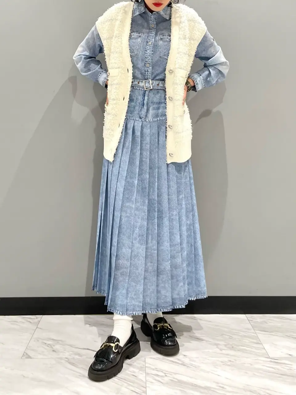 GRACE CONTINENTAL yoshi コーディネート画像