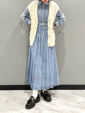 GRACE CONTINENTAL yoshi コーディネート画像