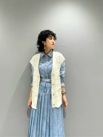 GRACE CONTINENTAL yoshi コーディネート画像