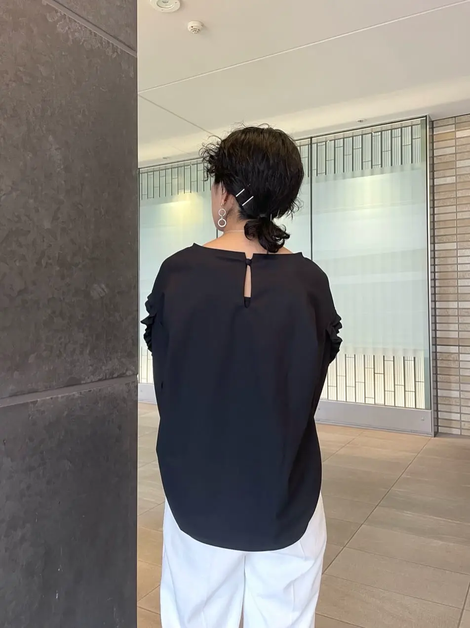 GRACE CONTINENTAL yoshi コーディネート画像