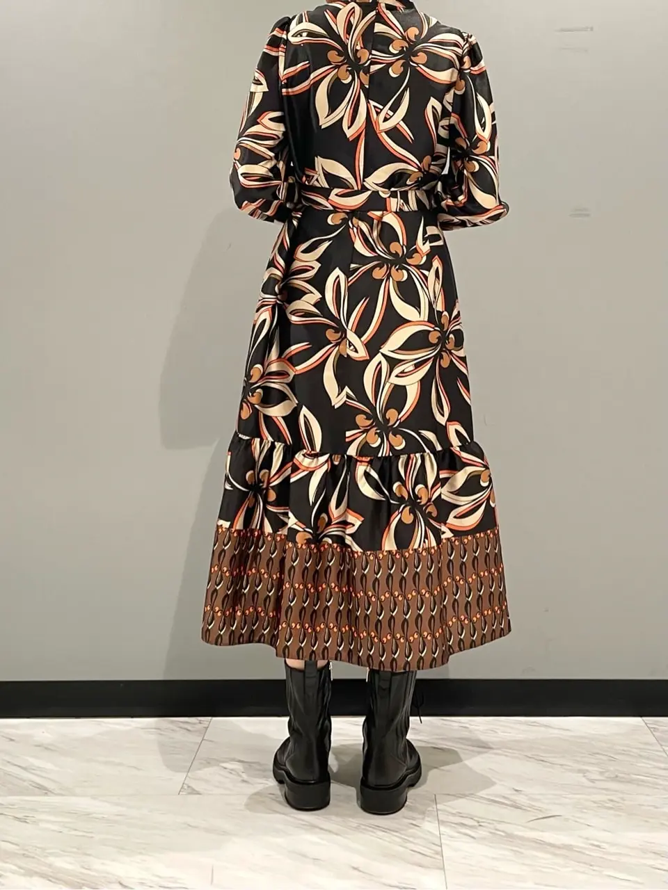 GRACE CONTINENTAL yoshi コーディネート画像