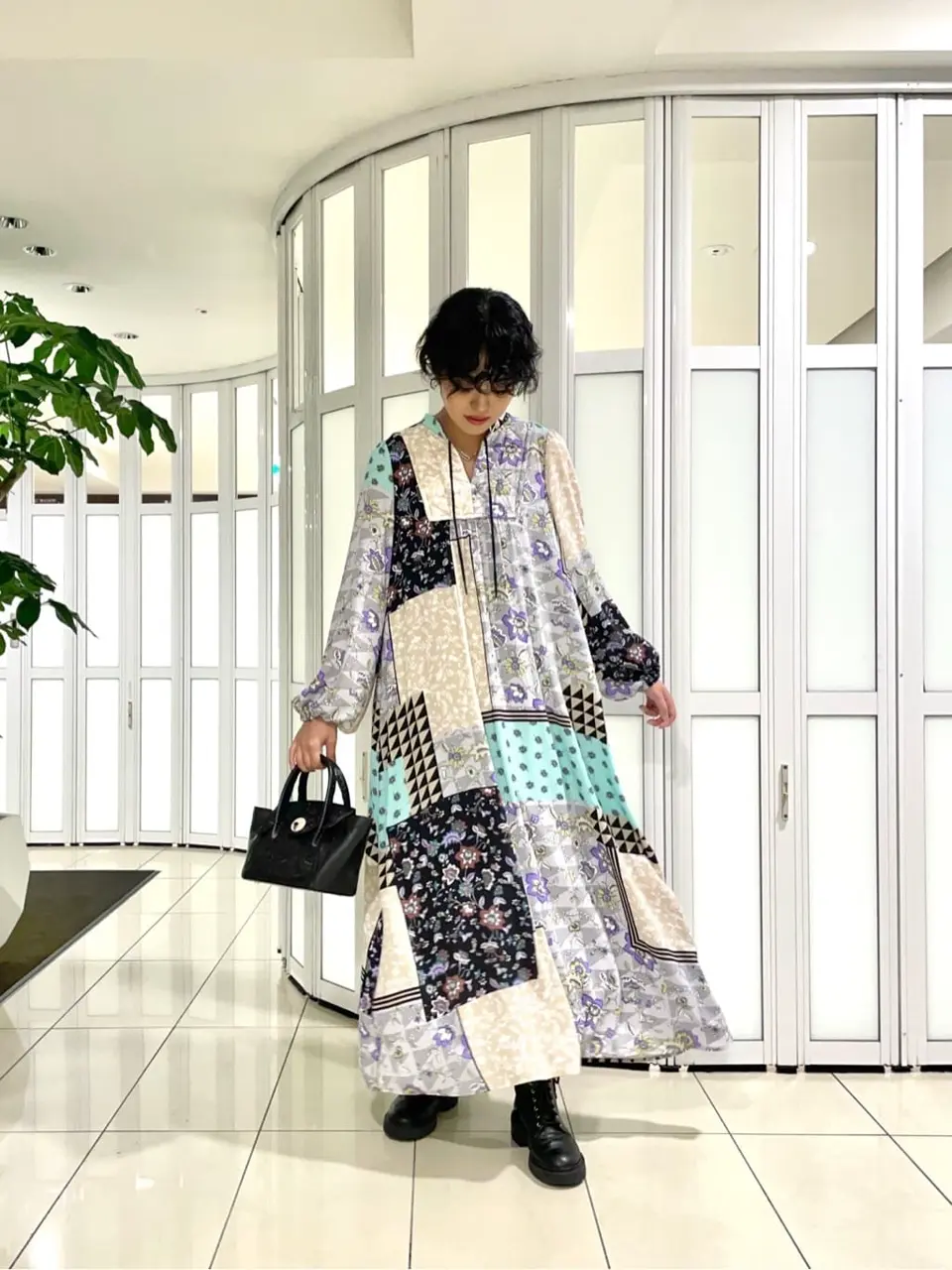 GRACE CONTINENTAL yoshi コーディネート画像