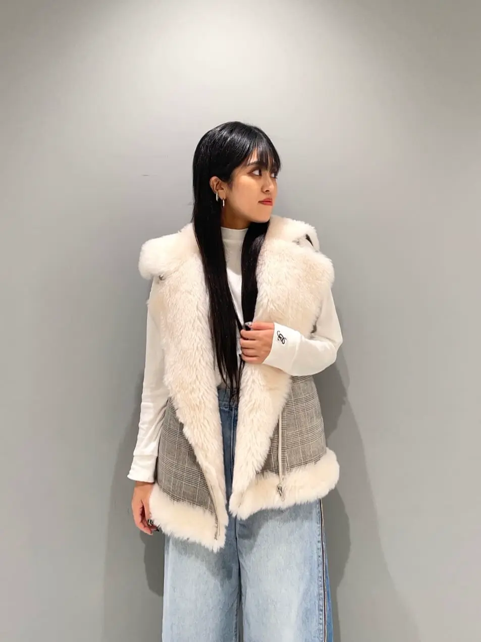 GRACE CONTINENTAL yoshi コーディネート画像