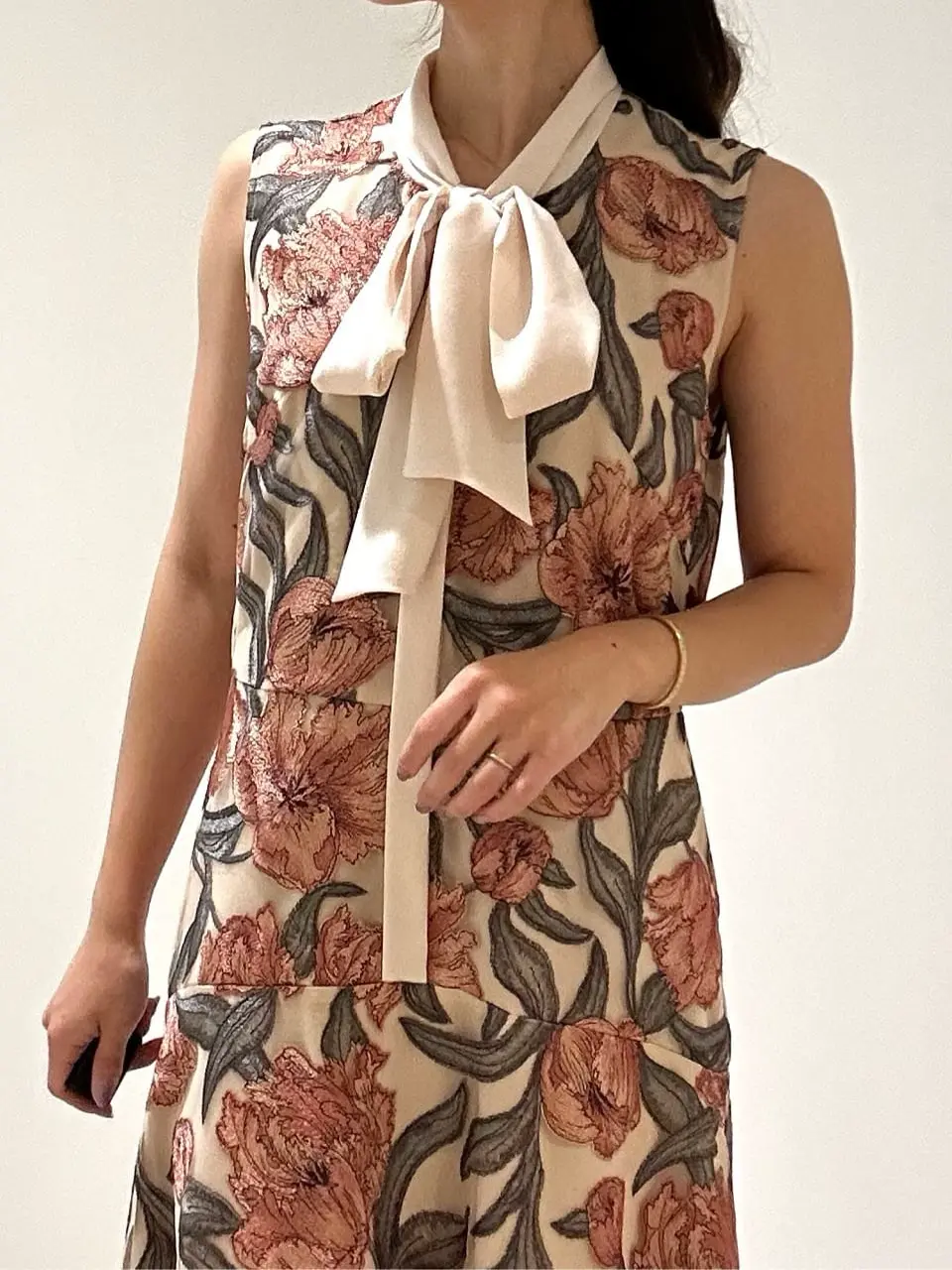 GRACE CONTINENTAL FUKUSHIMA YURIE コーディネート画像