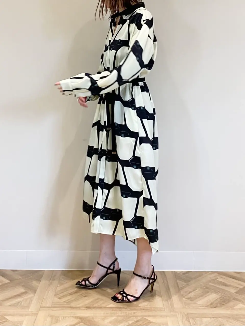 GRACE CONTINENTAL 古川温子 コーディネート画像