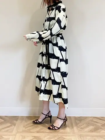 GRACE CONTINENTAL 古川温子 コーディネート画像