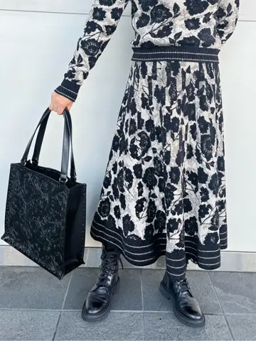 GRACE CONTINENTAL 穐山　香織 コーディネート画像