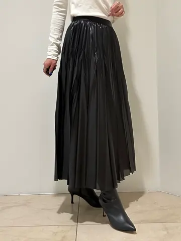 GRACE CONTINENTAL FUKUSHIMA YURIE コーディネート画像