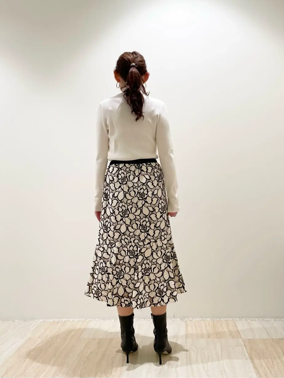 GRACE CONTINENTAL 赤間　 コーディネート画像