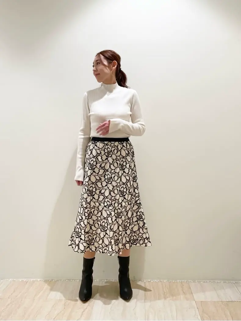 GRACE CONTINENTAL 赤間　 コーディネート画像