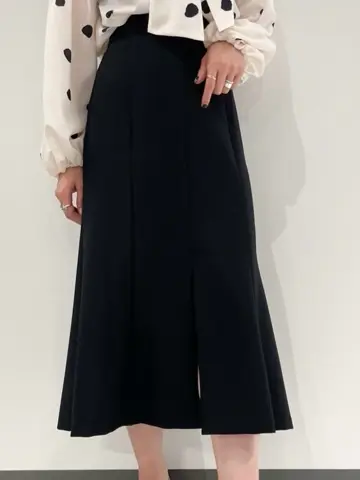 GRACE CONTINENTAL Yuuki NOZAWA コーディネート画像