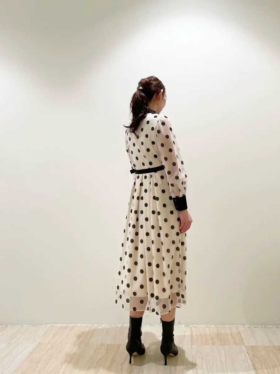 GRACE CONTINENTAL 赤間　 コーディネート画像