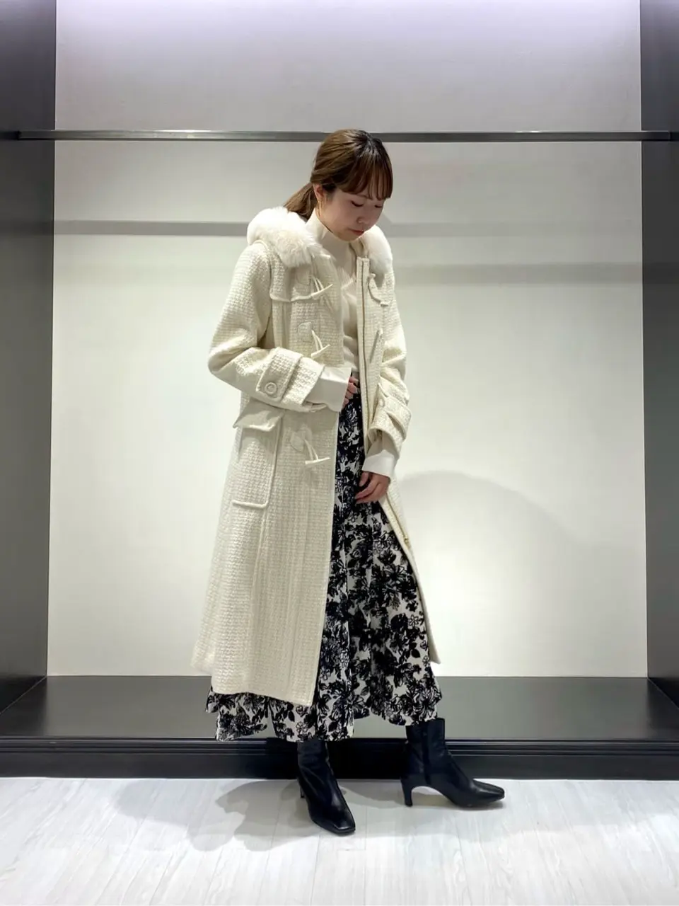 GRACE CONTINENTAL Abe コーディネート画像