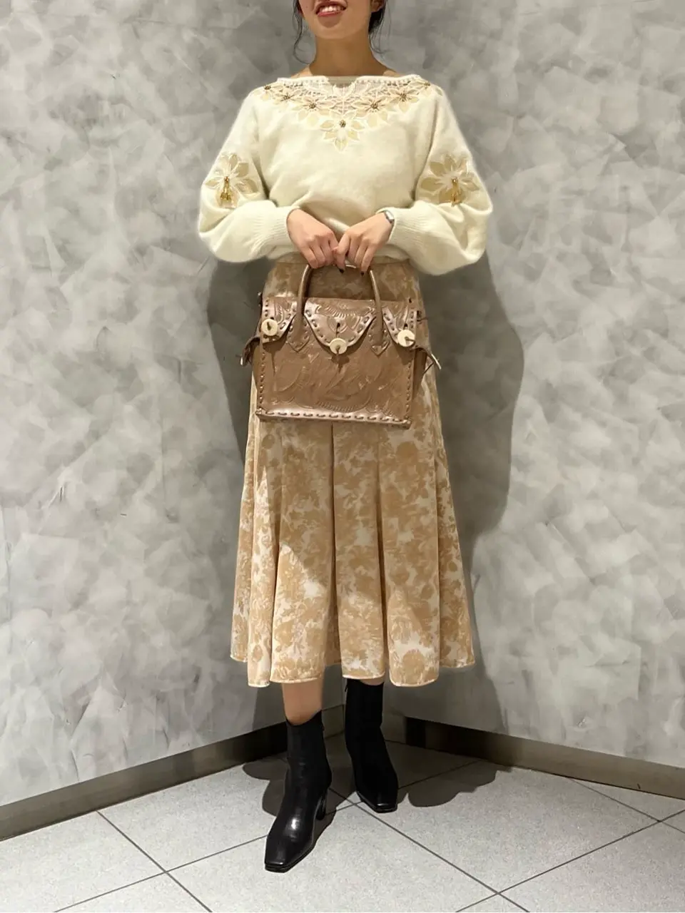 GRACE CONTINENTAL OZAWA コーディネート画像