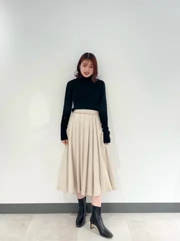 GRACE CONTINENTAL Yuuki NOZAWA コーディネート画像