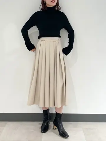 GRACE CONTINENTAL Yuuki NOZAWA コーディネート画像